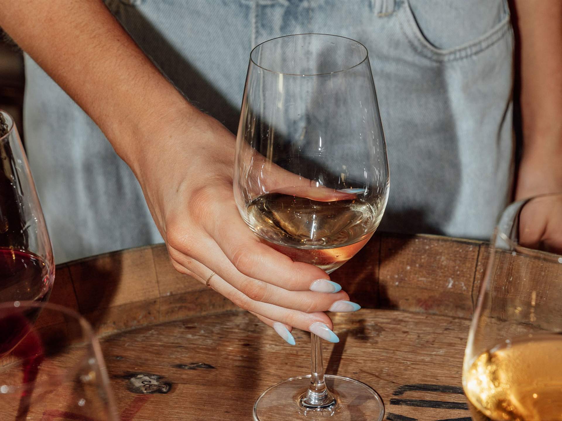 liquor shop -liquor shop Ardos Milton 02 supplied 1920x1440 1